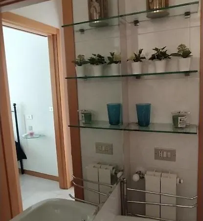 Via Pisa 20 * Бари